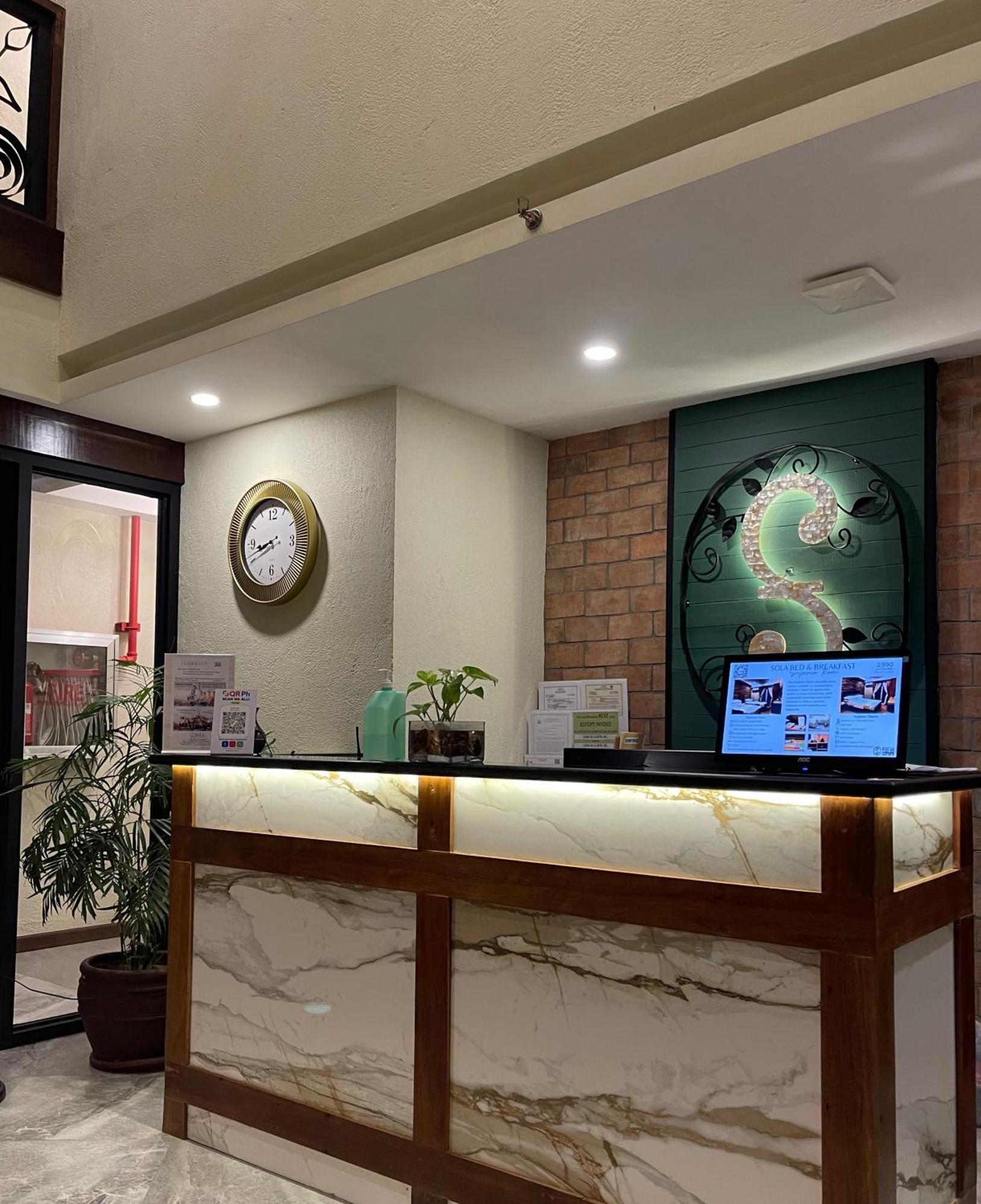 Sola Hotel Laoag Kültér fotó